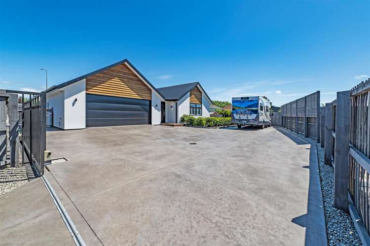 65 Southfield Drive_0