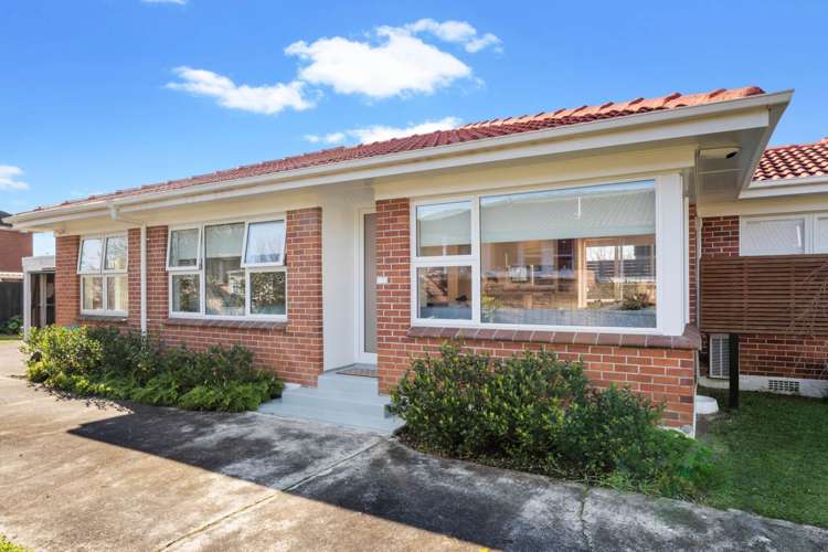 2/22 Cornwall Park Avenue Epsom_0