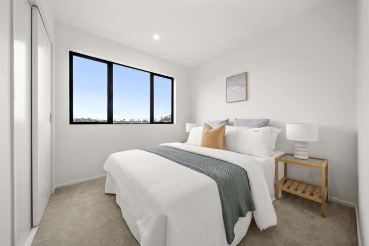 13 Rengarenga Rise_5