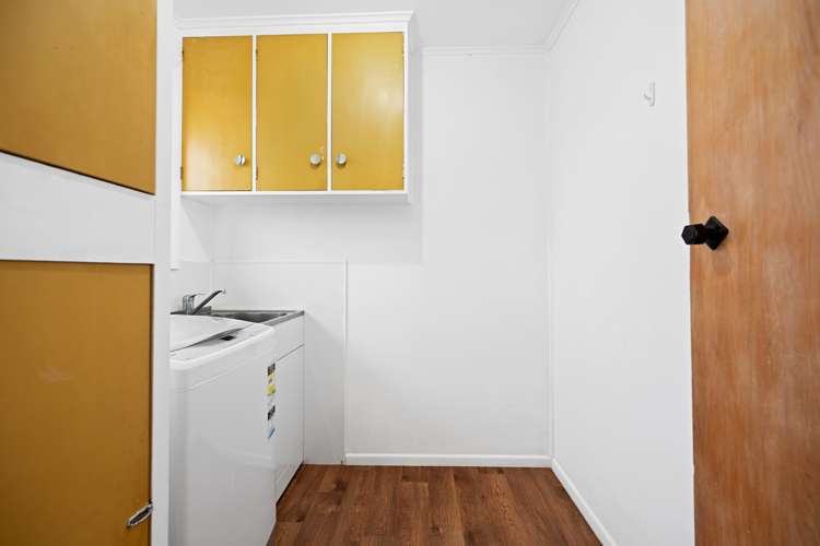 7 Defoe Avenue Hillcrest_14