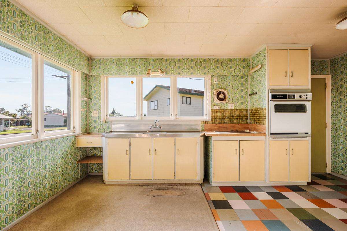 5 Omokoroa Road_2