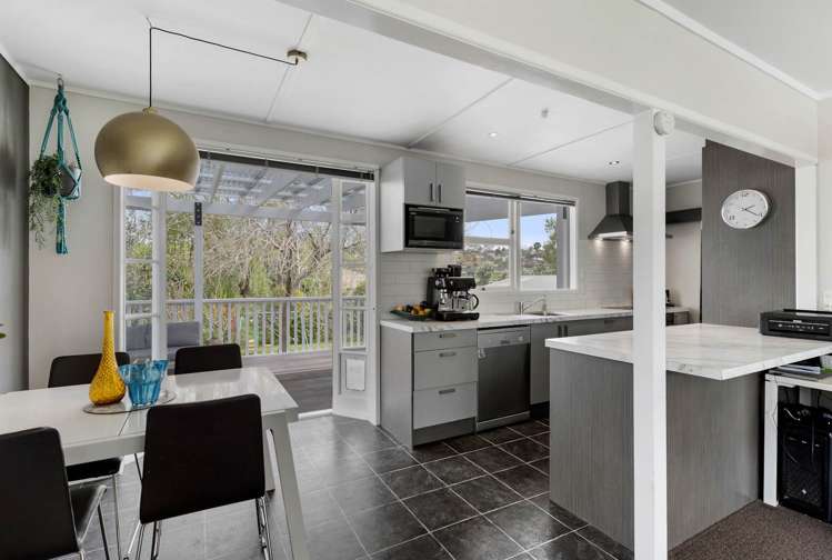 111 Awaroa Road Helensville_14