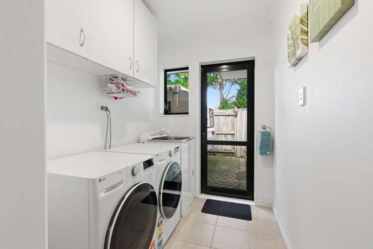 35 Ocean Crest Papamoa_15