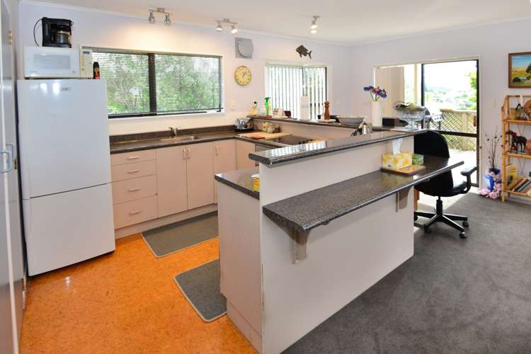 12 Ozone Road Stanmore Bay_9