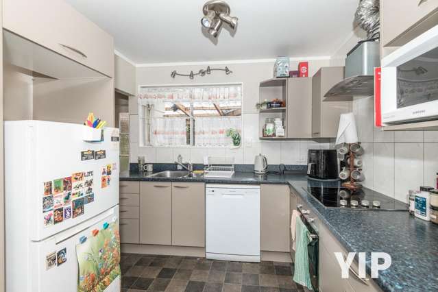 71A Larsen Crescent Tawa_4