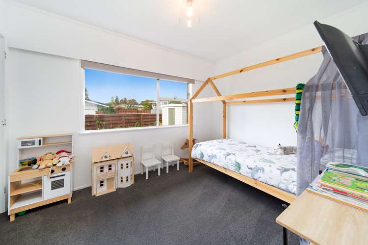 16 Sierra Avenue Kamo_13