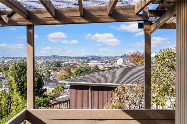 3 Riverhills Avenue Pakuranga Heights_18