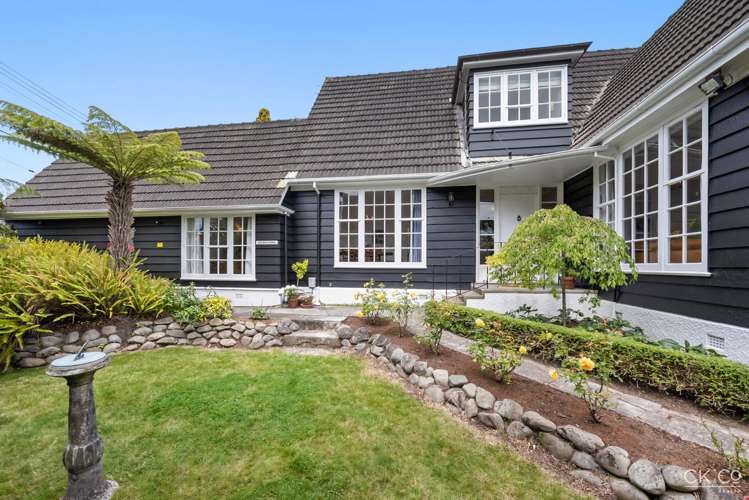 14 Willoughby Street Woburn_23