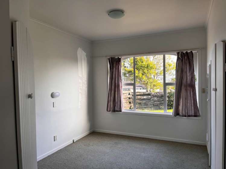 2109 East Coast Road Silverdale_9