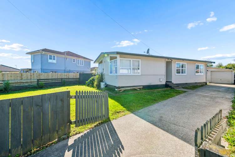 44 & 44A Kelvin Road Papakura_23