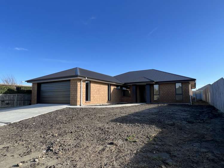 29 Geoff Geering Drive Netherby_14