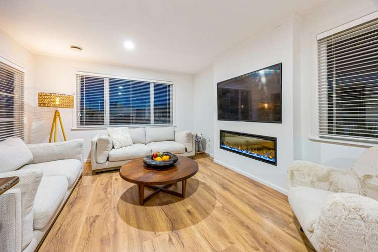 1/30 Selwyn Crescent Forrest Hill_7