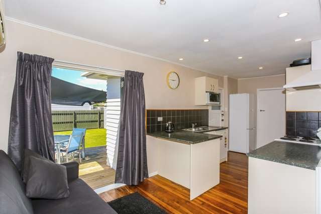 1/90 Kelvin Road Papakura_2