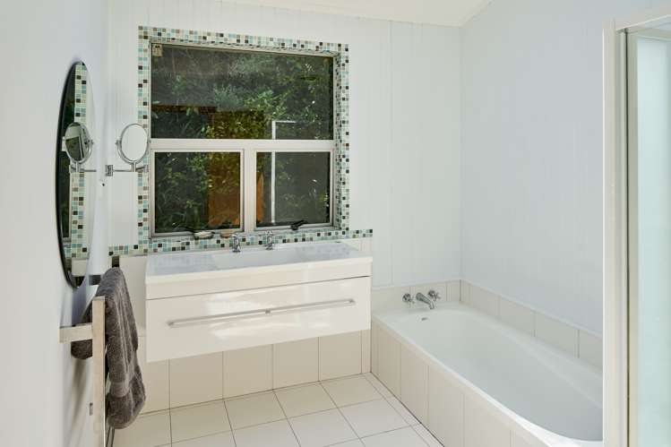 29a Acheron Road Paremata_14