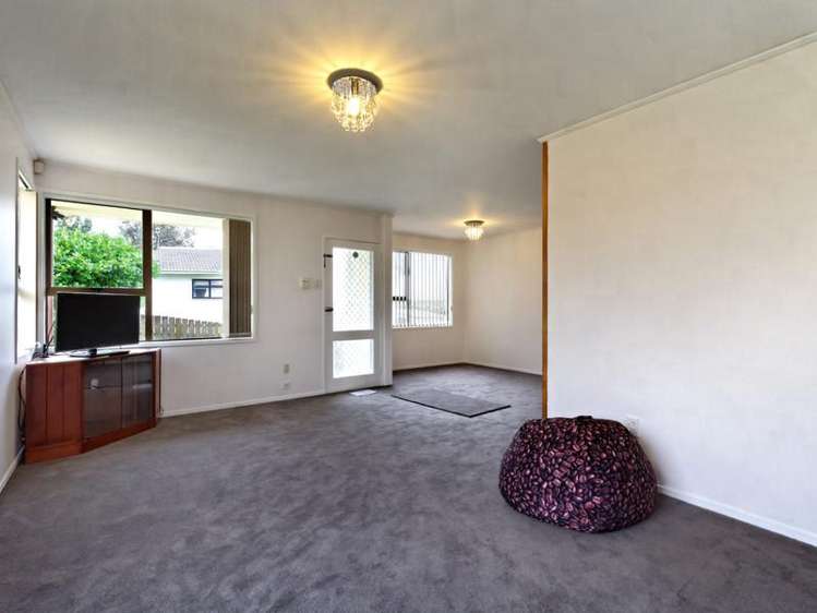 53 Solar Road Glen Eden_8