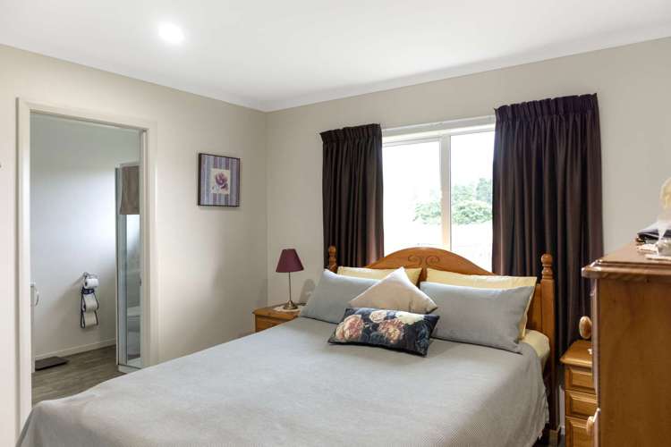 10 Wicken Place Reefton_13