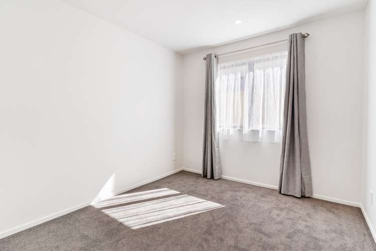 15A Tributary Parade 1657_6