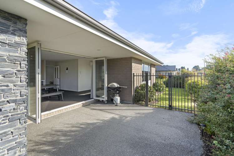 11 Fernham Way_0