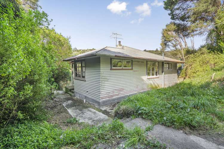 8 Stokes Valley Road Stokes Valley_14