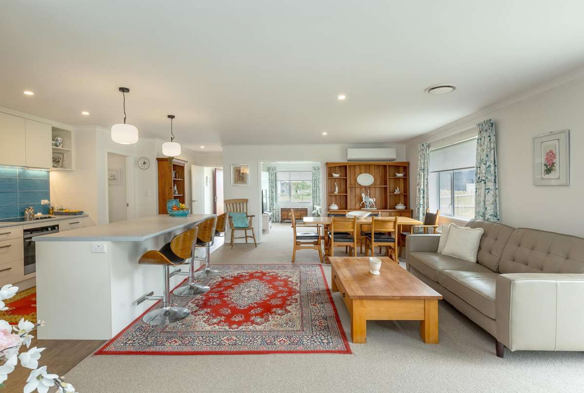 38 Westwood Avenue_1