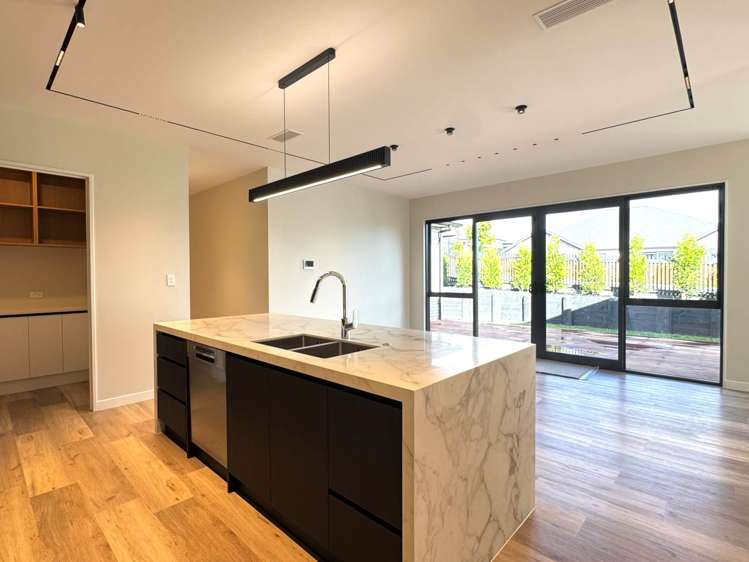 33 Tukutata Crescent Milldale_6