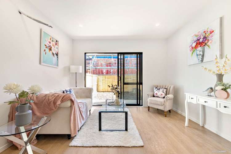 32 Kiato Lane Flat Bush_4