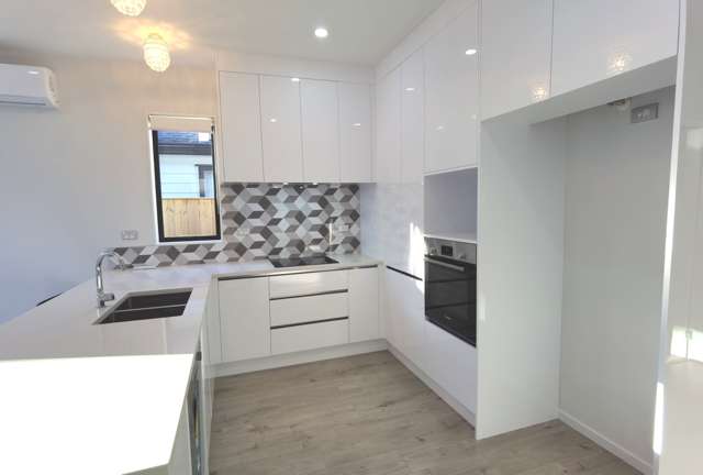 4 Waka Ama Road 1694_3