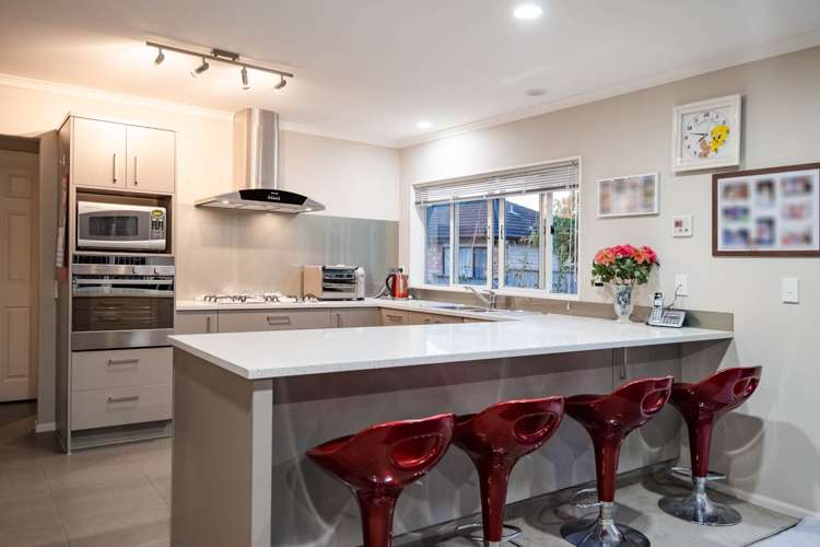 10 Woolaston Place Flat Bush_8