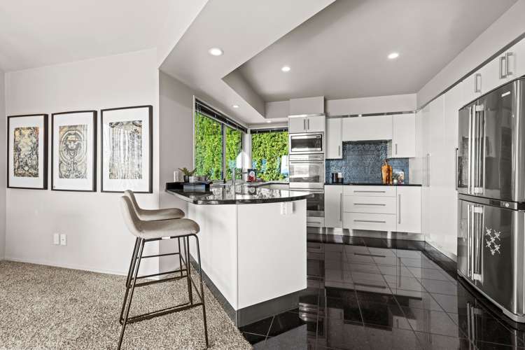 16 Highcrest Heights_5