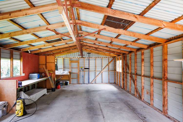 4 Aitken Street Bulls_14