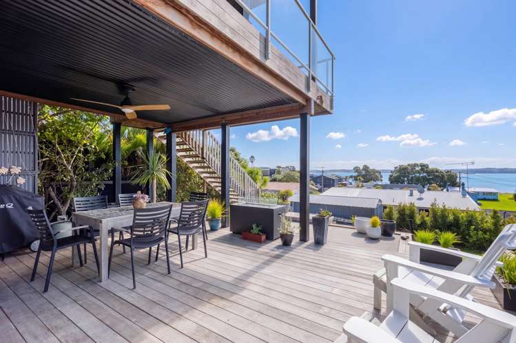 22 De Luen Avenue_2
