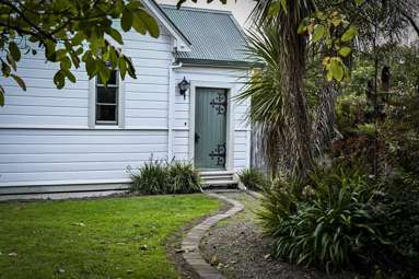 103 River Road_4