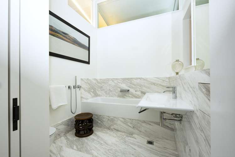 36 Piha Road Piha_20