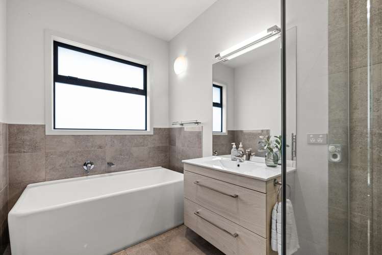 7 Rotoiti Way Poraiti_15