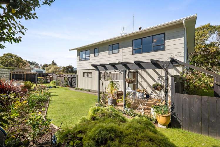 11 Pohutukawa Drive Athenree_2