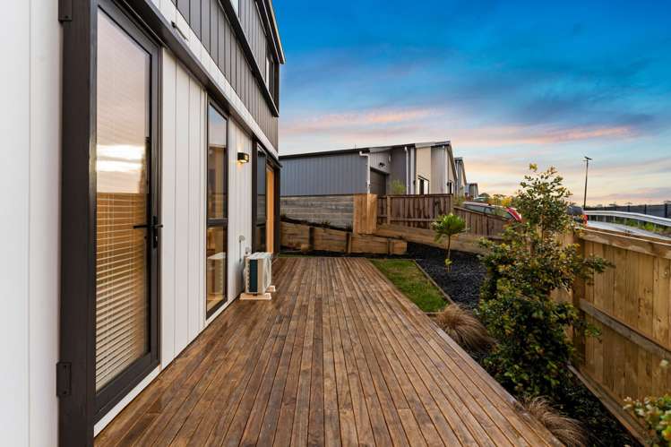 55 Puwha Street Massey_14