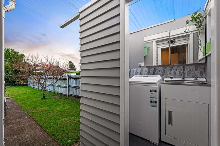 12 Maude Street Riverhead_13