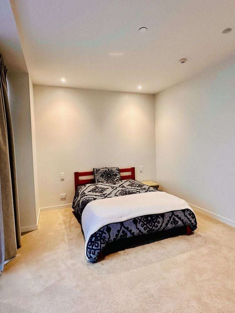 120/223A Green Lane West Epsom_7