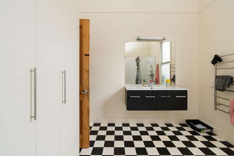 32 Clifford Street Dalmore_11