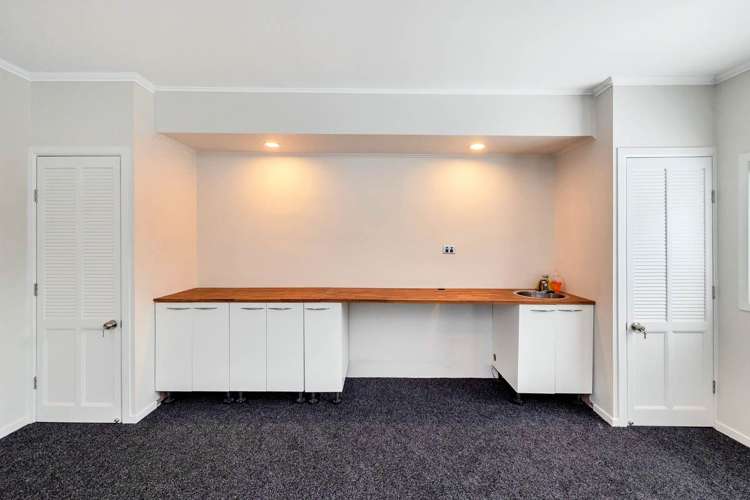 52 Roberts Road Te Atatu South_29