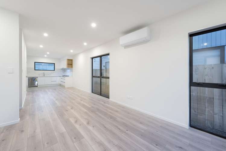 26b Universal Drive Henderson_19