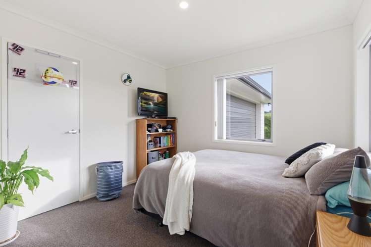 119 Ballintoy Park Drive Welcome Bay_11