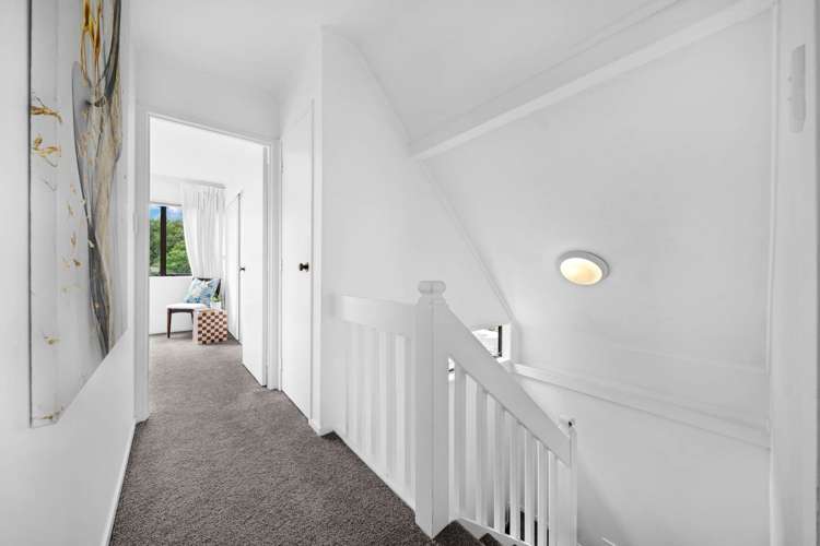 18 Springwood Place Mt Eden_13