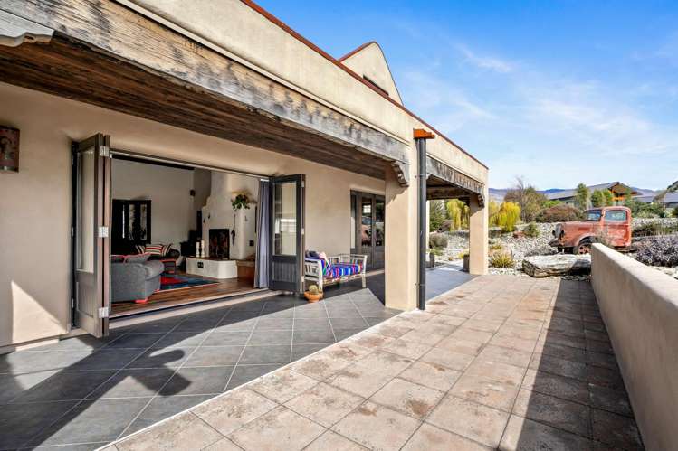 9 Balneaves Lane Albert Town_16