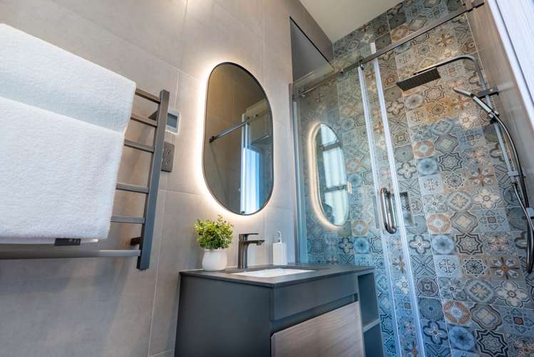 33 Williamson Avenue Belmont_22