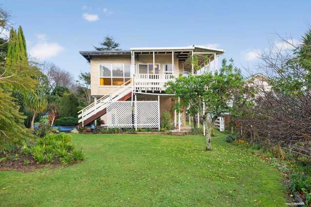 Awesome Awhitu Getaway - The Owner Has Moved.