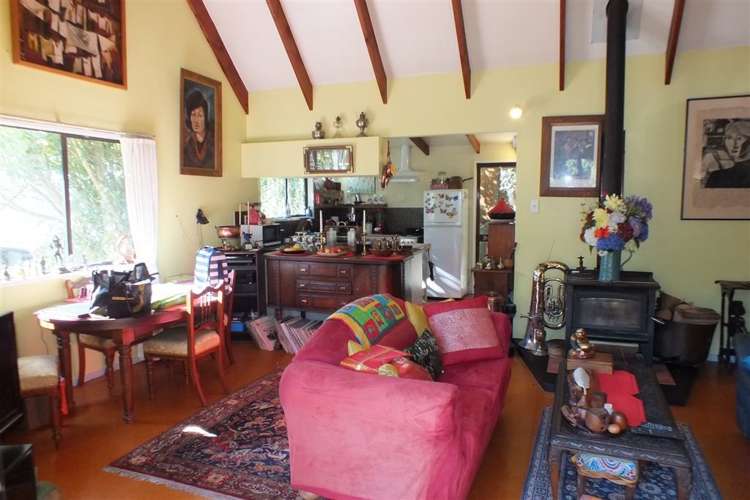 223 Middle Road Pigeon Bay_8