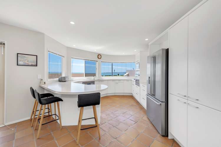 1/37 The Esplanade Eastern Beach_26