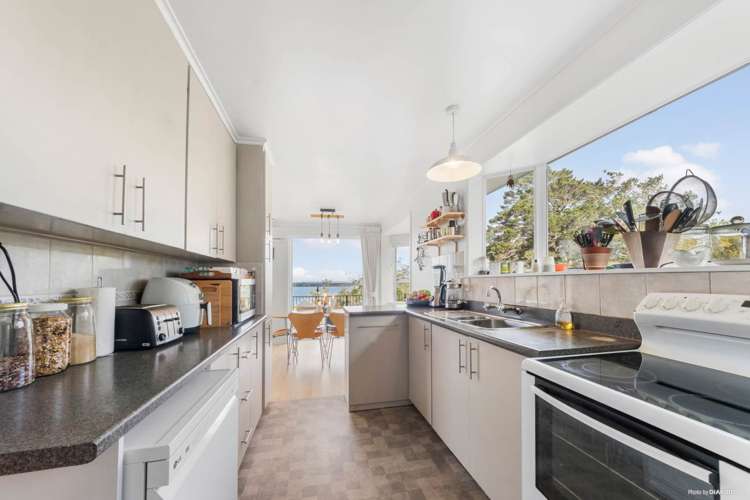 50 Canberra Avenue Lynfield_11