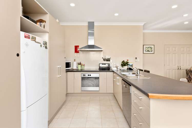 6a Neeve Place Taradale_9